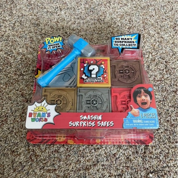 Ryans World Smashin Surprise Safes - Picture 1 of 1